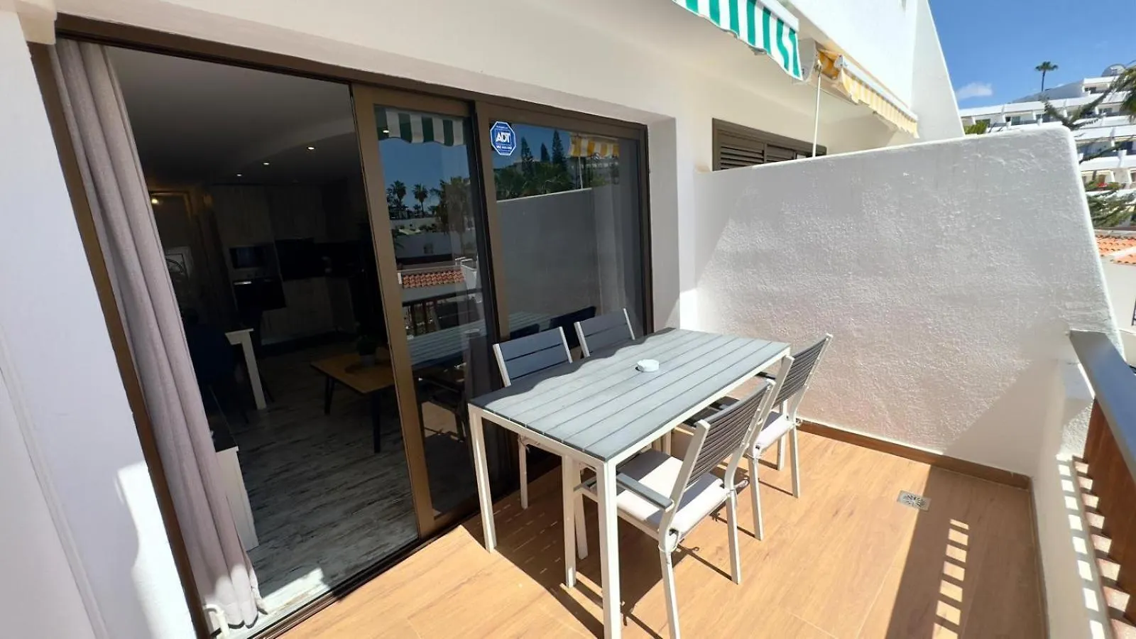 Inside Club Atlantis Resort- Fabulous Bungalow Costa Adeje  Appartement